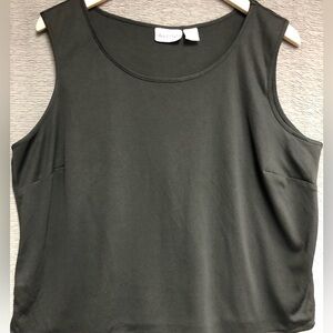 Apperanza 1x black sleeveless top with round neck and darts pit to pit 22 to 28